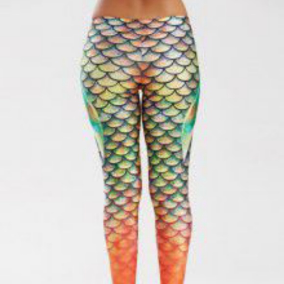 SALE! Mermaid Leggings - Picture 2 of 4
